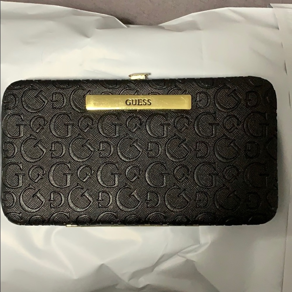 Guess wallet
